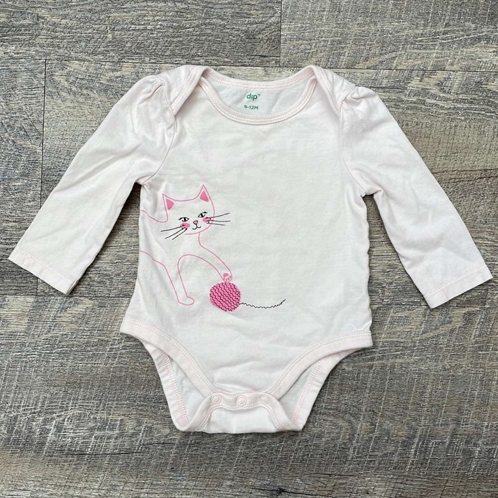 Dip | 6-12M Pink Cat Onesie